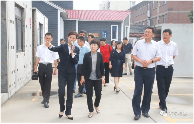內(nèi)蒙古自治區(qū)滿(mǎn)洲里市委組織部領(lǐng)導(dǎo)蒞臨天意參觀(guān)指導(dǎo)